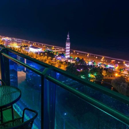 Luxury Sea View Orbi City บาทูมิ ภายนอก รูปภาพ