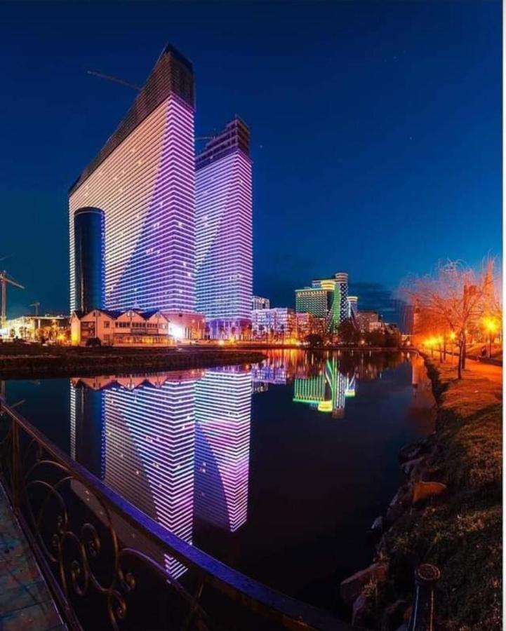 Luxury Sea View Orbi City บาทูมิ ภายนอก รูปภาพ