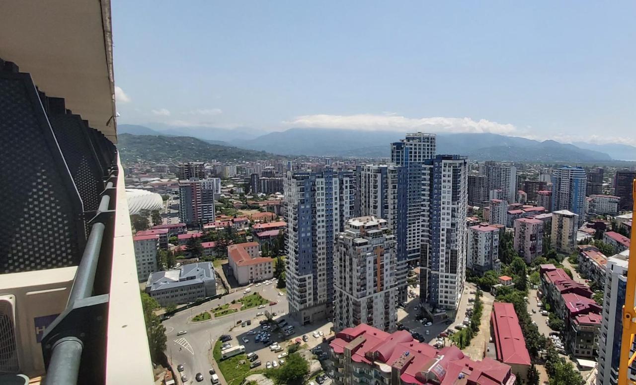 Luxury Sea View Orbi City บาทูมิ ภายนอก รูปภาพ