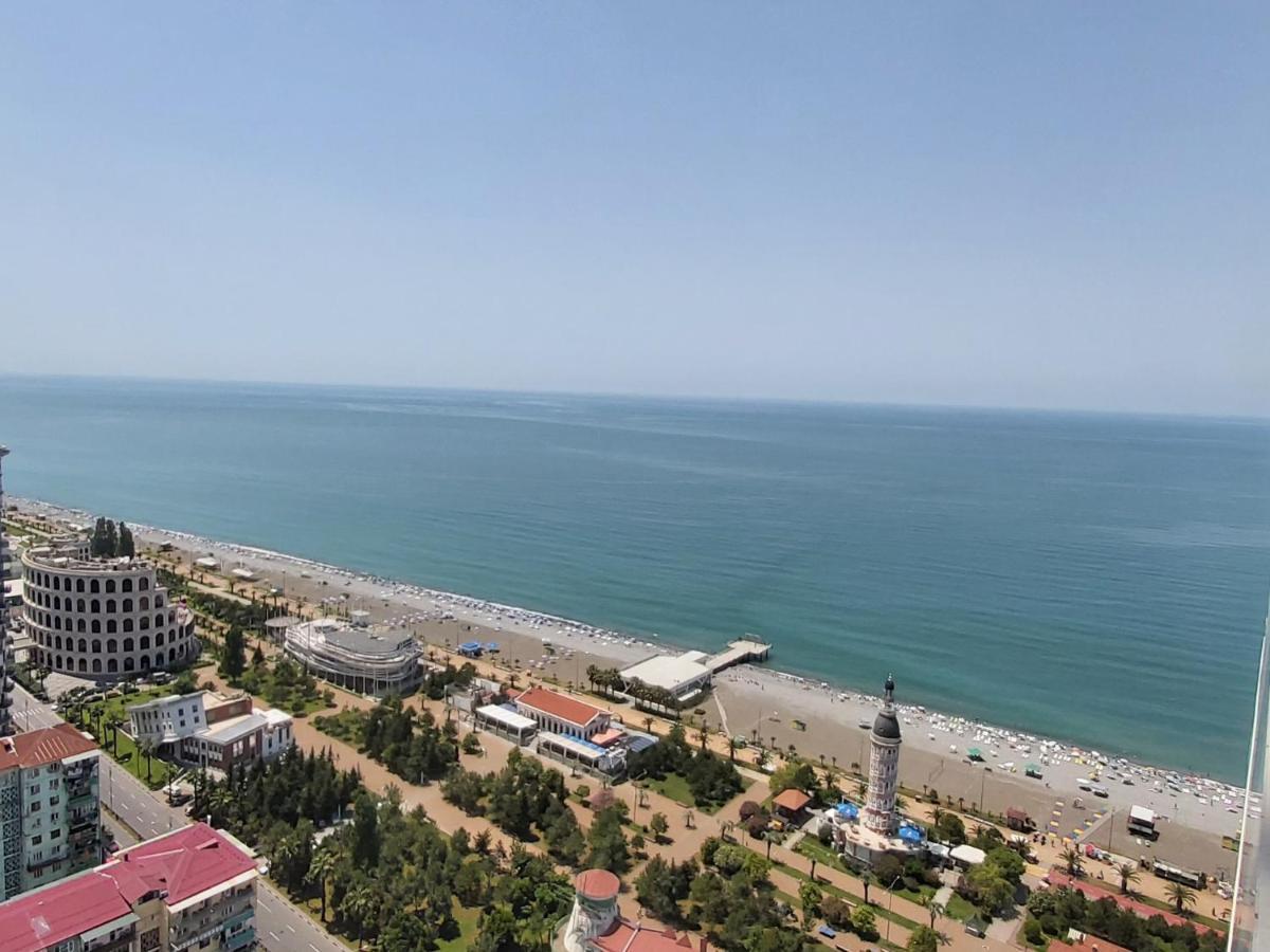 Luxury Sea View Orbi City บาทูมิ ภายนอก รูปภาพ