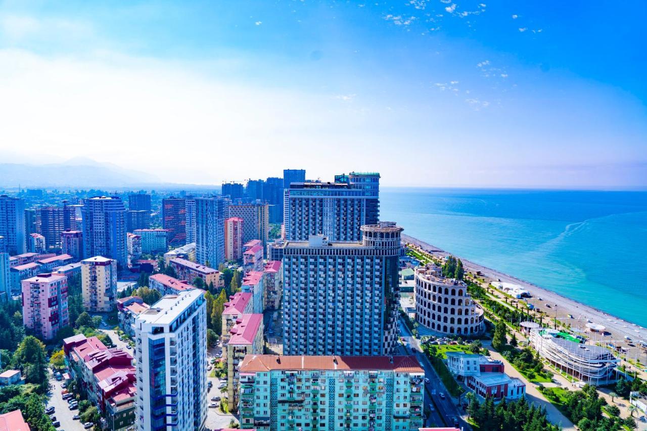 Luxury Sea View Orbi City บาทูมิ ภายนอก รูปภาพ
