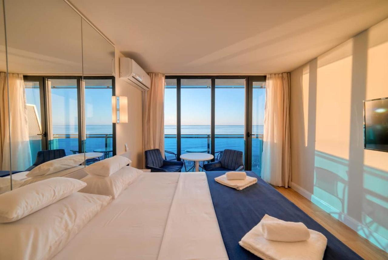 Luxury Sea View Orbi City บาทูมิ ภายนอก รูปภาพ