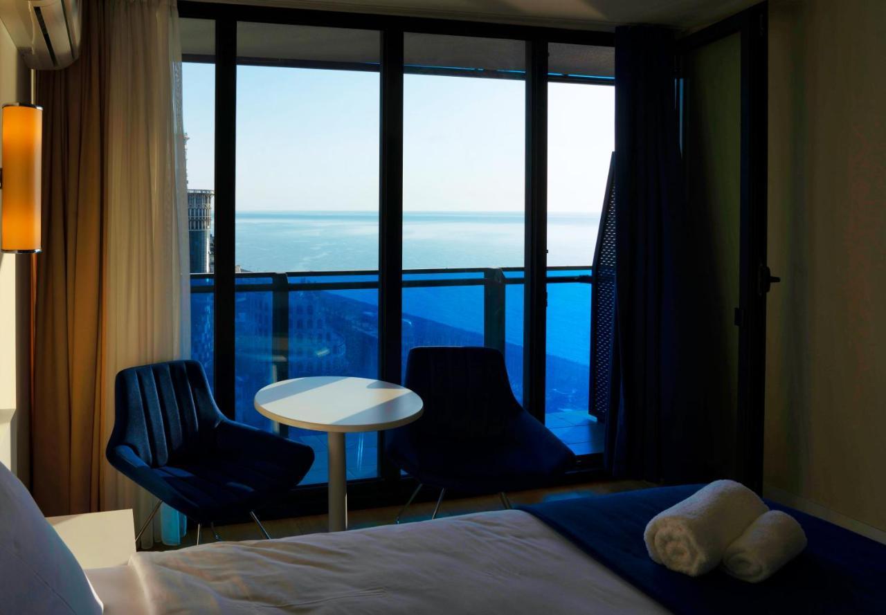 Luxury Sea View Orbi City บาทูมิ ภายนอก รูปภาพ