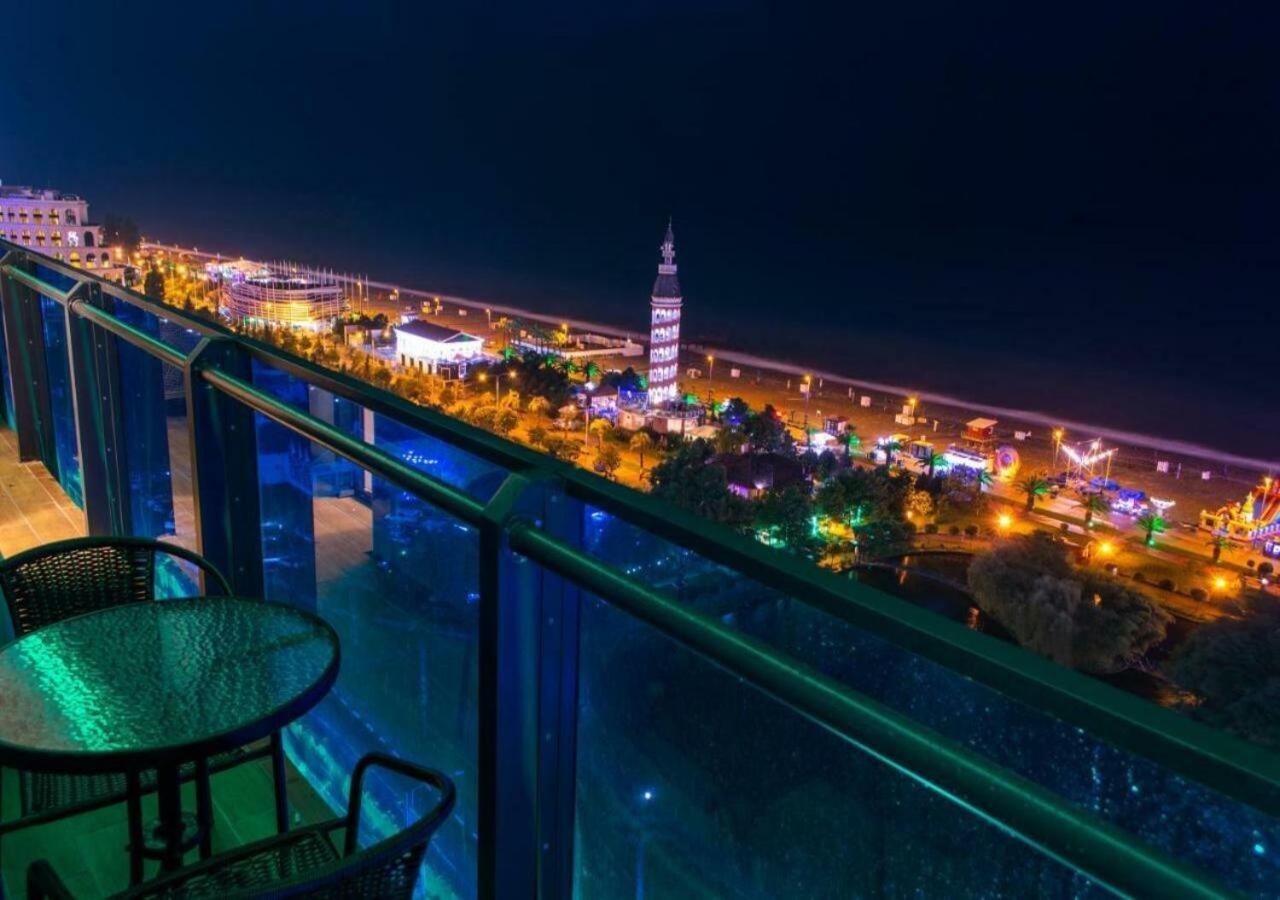 Luxury Sea View Orbi City บาทูมิ ภายนอก รูปภาพ